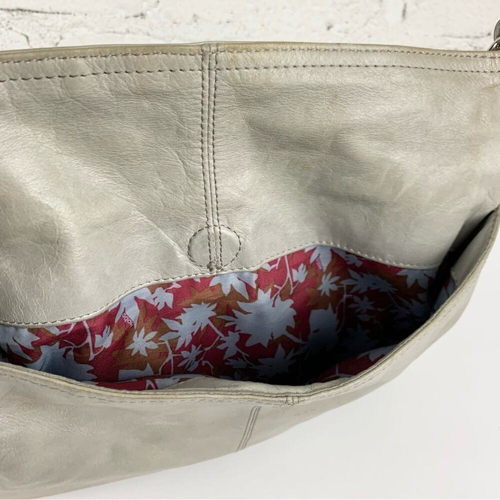 Hobo Lorna Grey Leather Zip Front Crossbody Bag Purse - Picture 9 of 12
